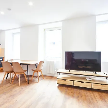 Rt 1 - F3 Au 1er Etage - 1 A 5 Pers 牟罗兹